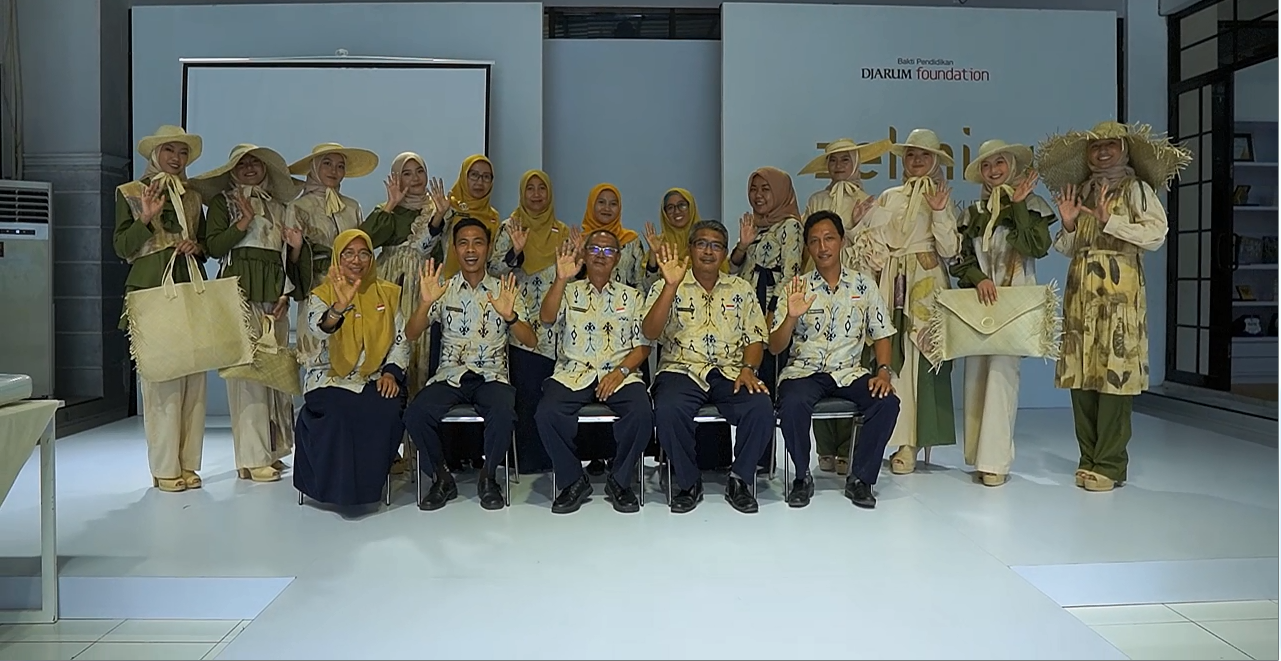 Kunjungan SMK YPE Sawunggalih Kutoarjo di SMK NU BANAT KUDUS